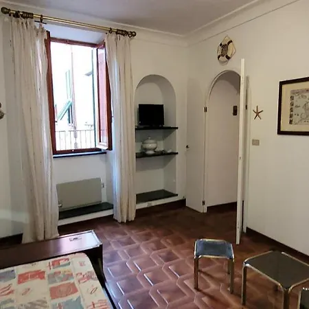 Piazza Della Pace Villa
